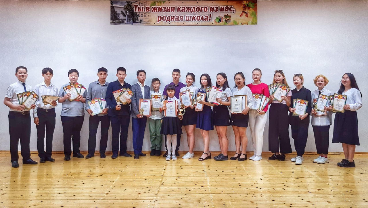 Прошла церемония награждения учащихся школ Ики-Бурульского района 